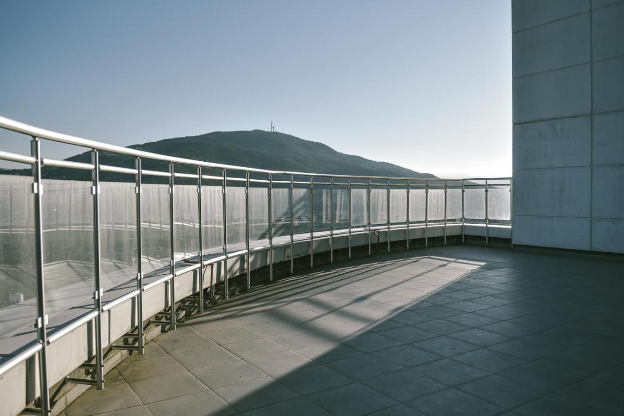 Sky Deluxe 2 Fitness & Spa Skopje Exterior photo